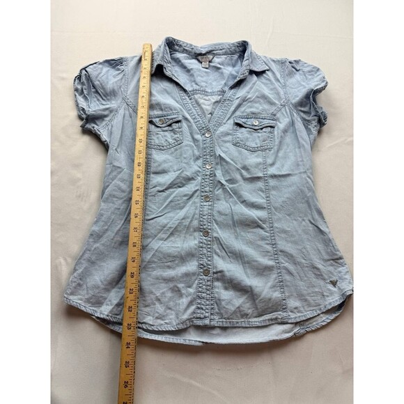 Guess Women Medium Y2K 90s Denim Chambray Shirt Blouse Top Blue Short Sleeve - Picture 4 of 6
